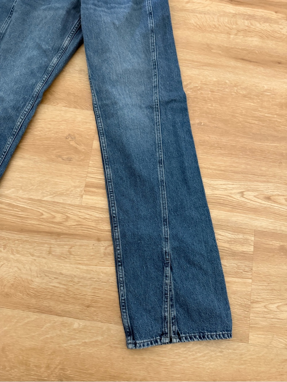 rag & bone Shea High-Rise Relaxed Straight Jeans - Picture 4 of 12